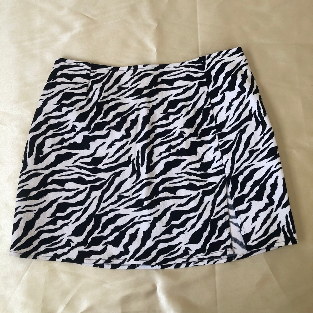 Zebra print mini skirt